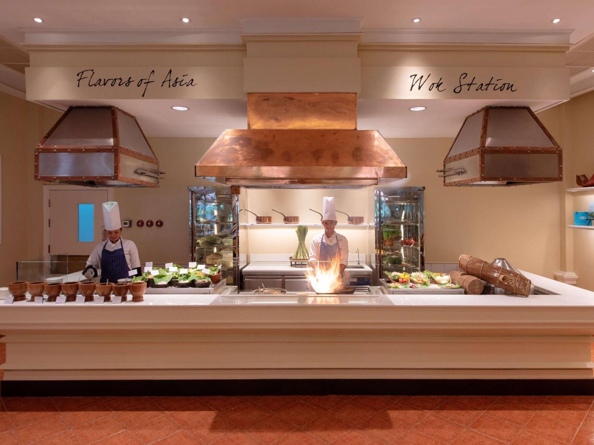 Sofitel Angkor Phokeethra Golf & Spa Resort Σιέμ Ρέαπ Εξωτερικό φωτογραφία